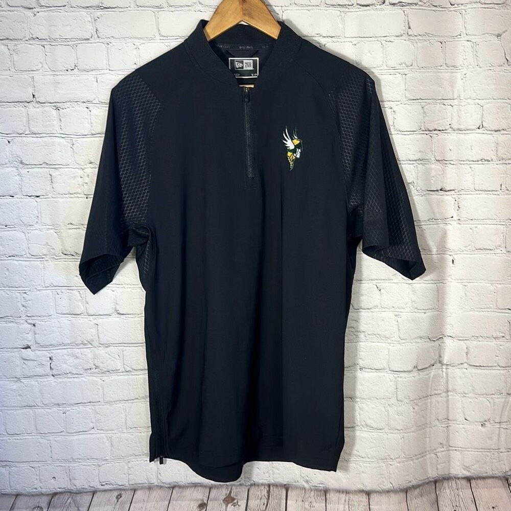 New Era Men's Black Cage Short Sleeve 1/4 Zip Jacket size‎ Small S